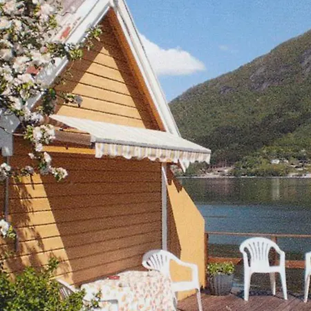 Two-bedroom Holiday In Vistdal Apartment Myklebostad (More og Romsdal)